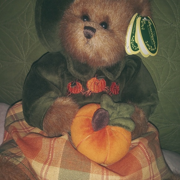 Bearington Bear - Picture 2 of 6